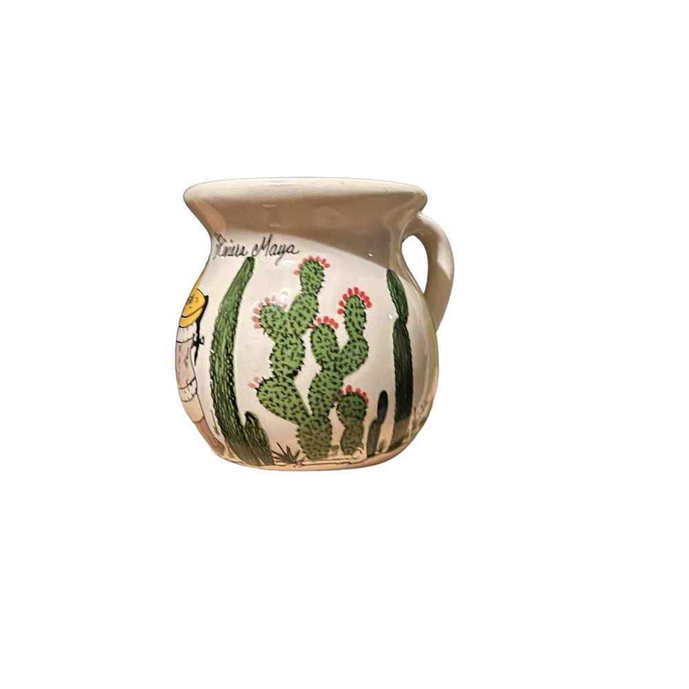Cancun pottery mug signed by artist